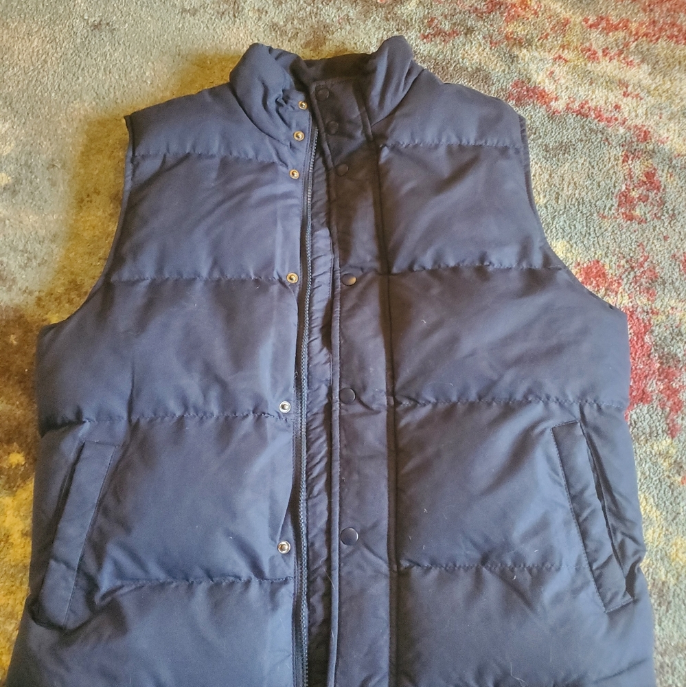 NWOT men's puffer vest